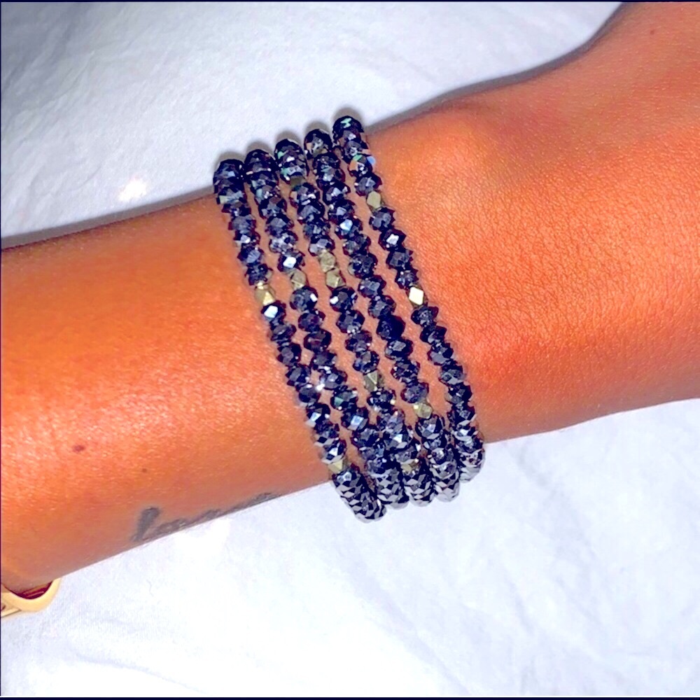 🌿 Silver & Gold Sparkly Beaded Bracelet w/ Button Leather Strap Closure